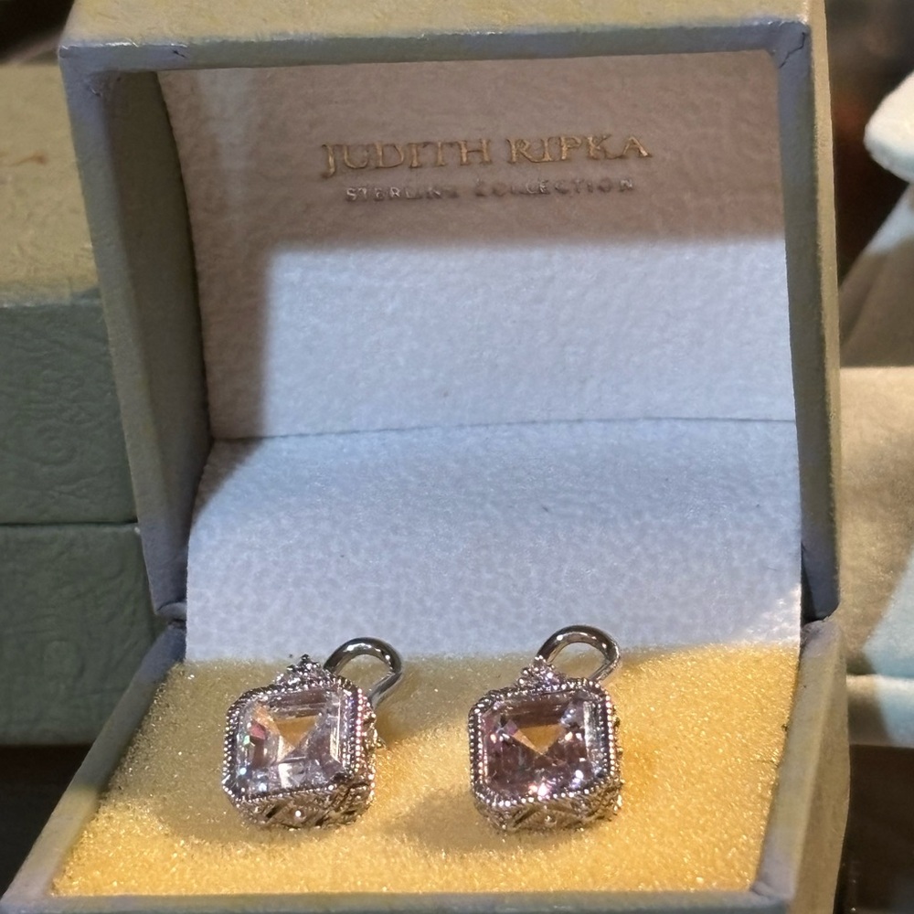 Judith Ripka crystal earrings - Picture 2 of 9